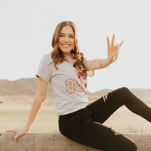 Meet your Posher, Marissa